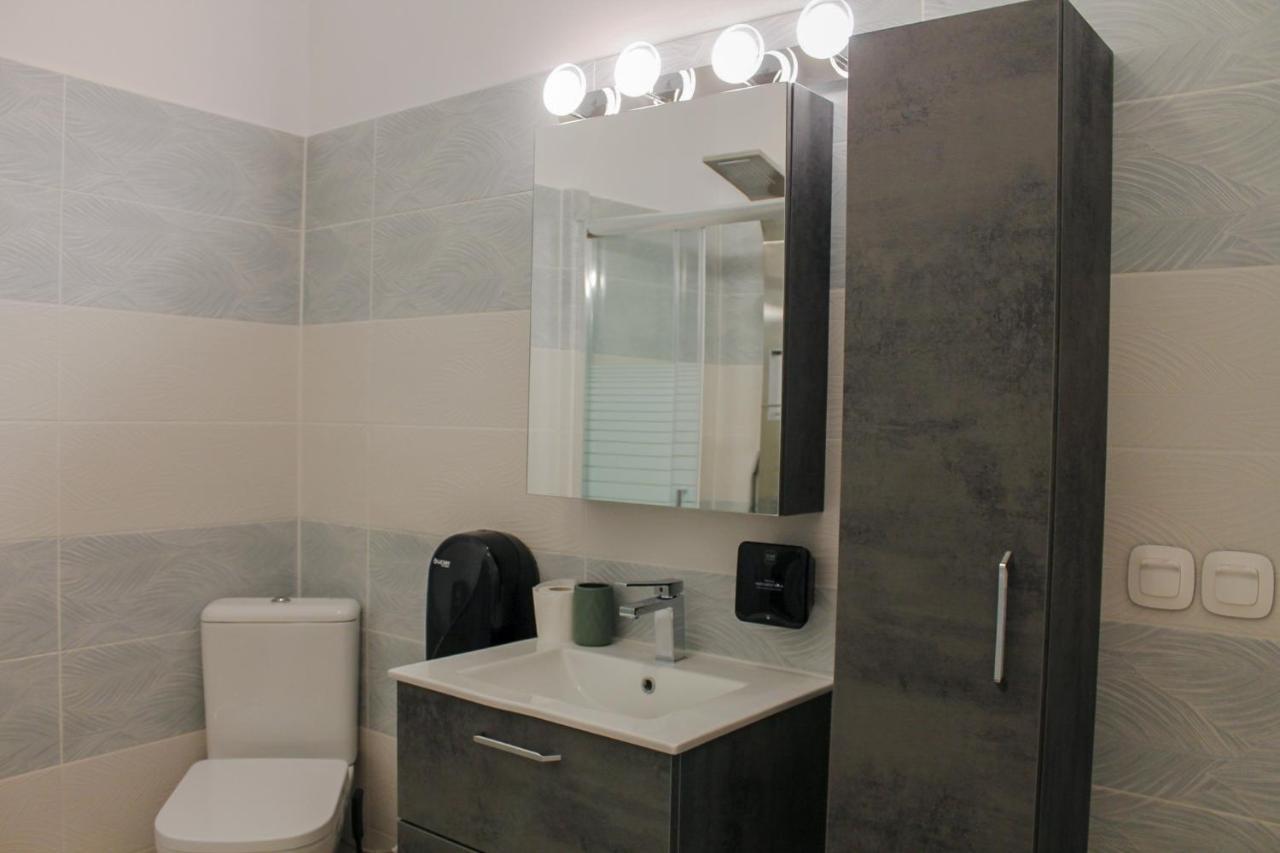 Wave Luxury Apartments Kassiopi Buitenkant foto