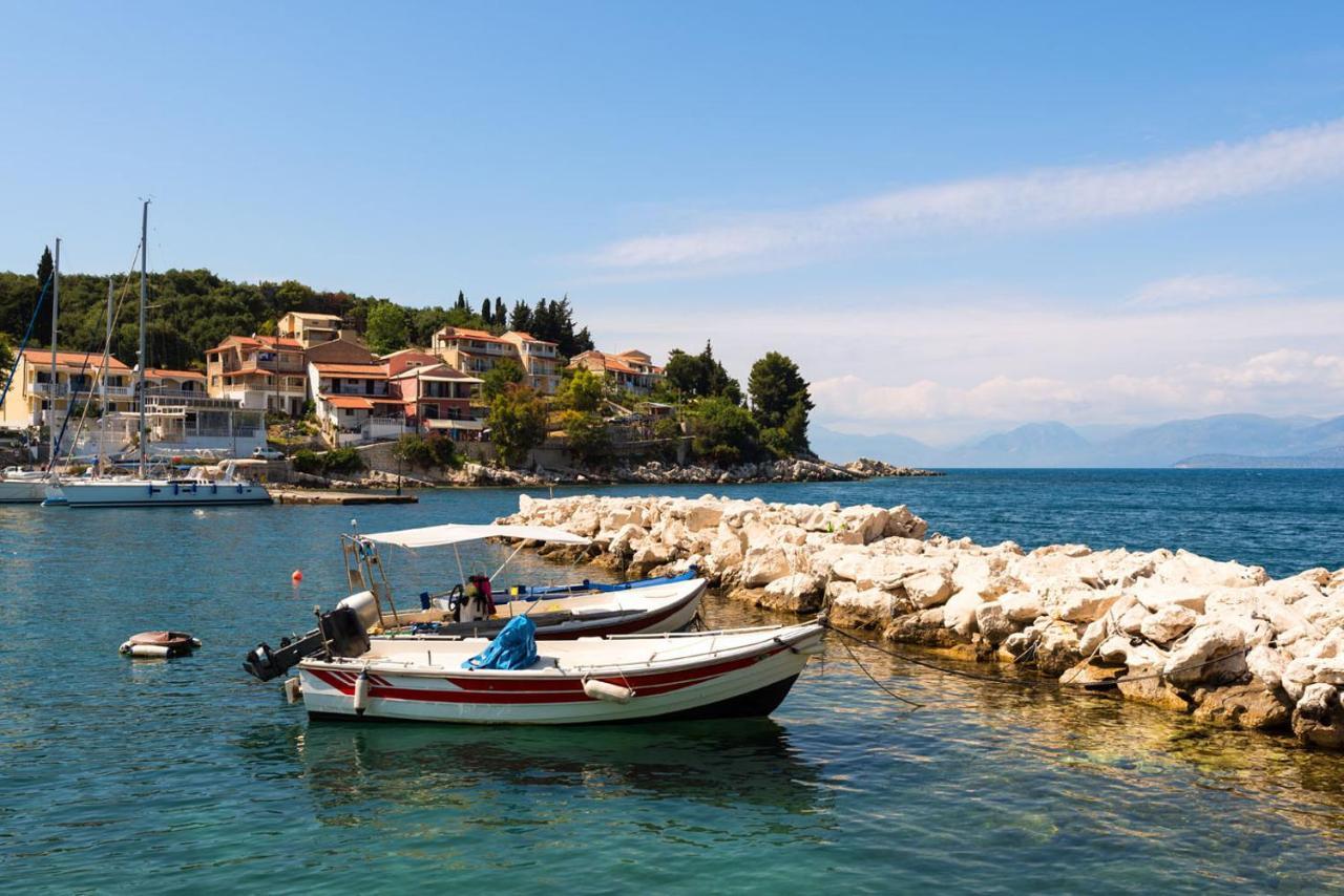 Wave Luxury Apartments Kassiopi Buitenkant foto