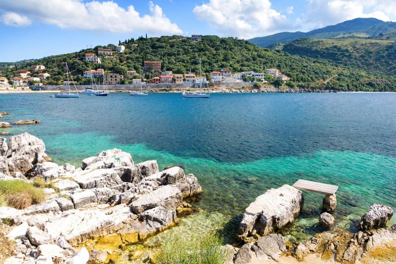 Wave Luxury Apartments Kassiopi Buitenkant foto