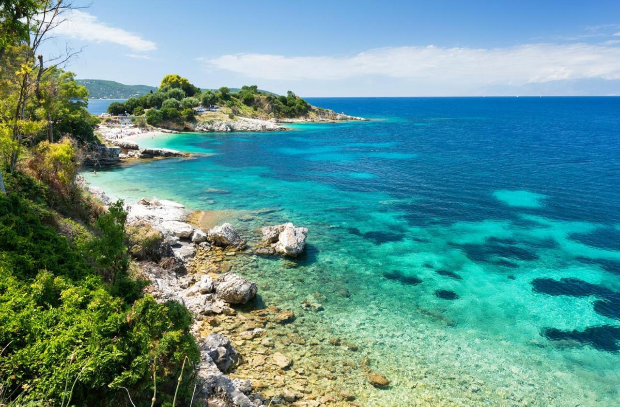 Wave Luxury Apartments Kassiopi Buitenkant foto